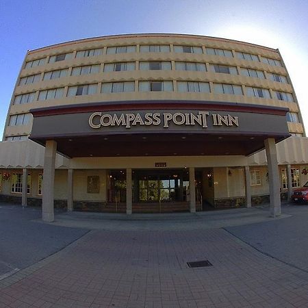 Compass Point Inn - Съри Екстериор снимка