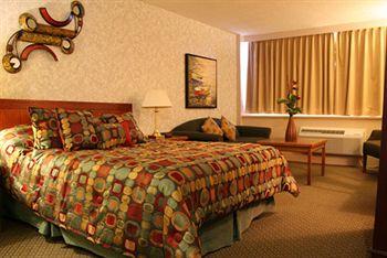 Compass Point Inn - Съри Екстериор снимка